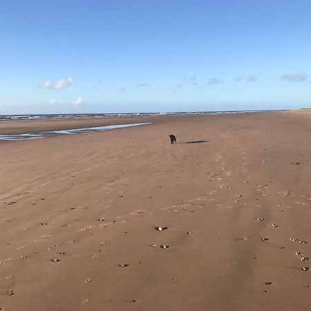 Вилла Combe-N-Sea Haverigg Экстерьер фото
